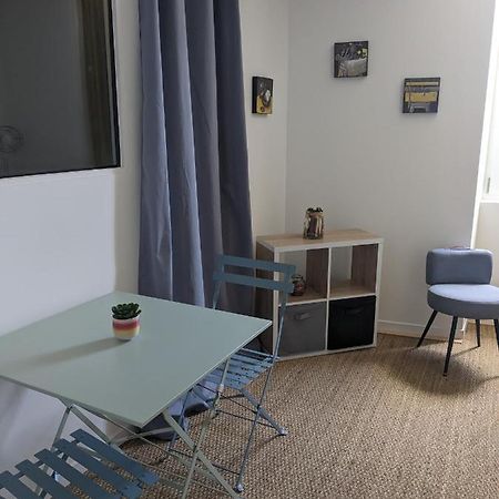 L'Hirondelle Apartment Le Lion-d'Angers Luaran gambar